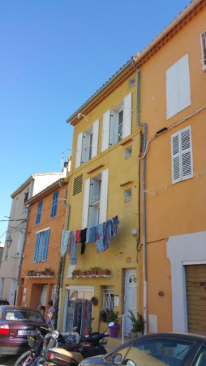 Sharehouse -Room-Hostel-Backpackers